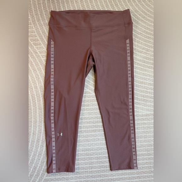 Under Armour Leggings Compression Heatgear Ankle Woman’s size L Stretch - Picture 1 of 7